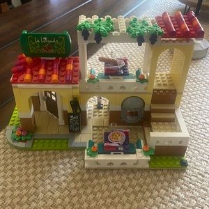 Pizza/Italian Lego friends set!